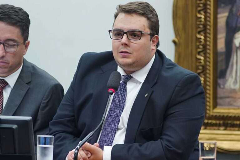 CCJ se reúne hoje para debater parecer da Previdência