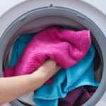 Dona de casa morre eletrocutada ao mexer em máquina de lavar roupas