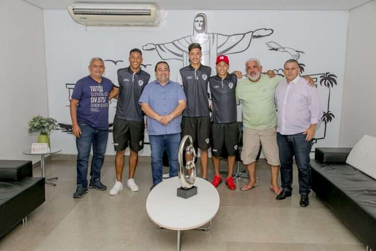 Formados no Carijó, atletas de Corumbá farão testes em gigantes de MG