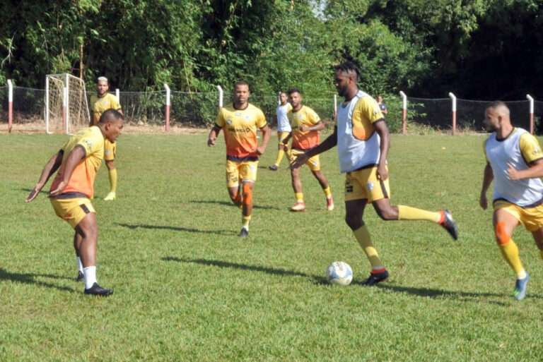 Sem dinheiro e diretoria constituída, Corumbaense pede afastamento do Estadual 2020