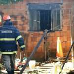 Por não aceitar fim de relacionamento, homem coloca fogo na casa da ex em Campo Grande