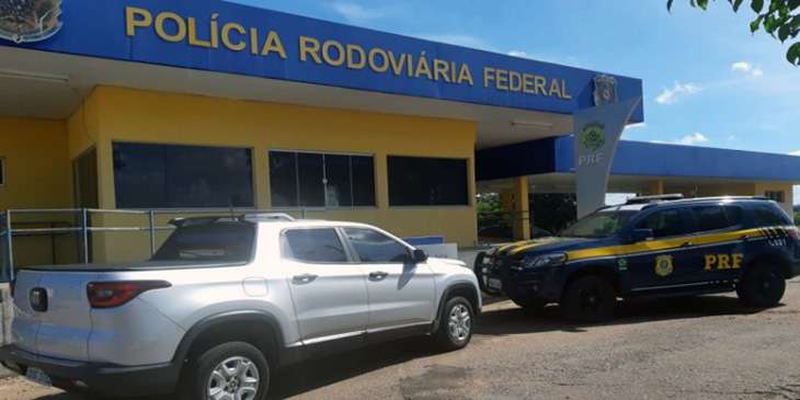Leia mais sobre o artigo Dupla que conduzia veículo locado para Bolívia é presa pela PRF na BR-262