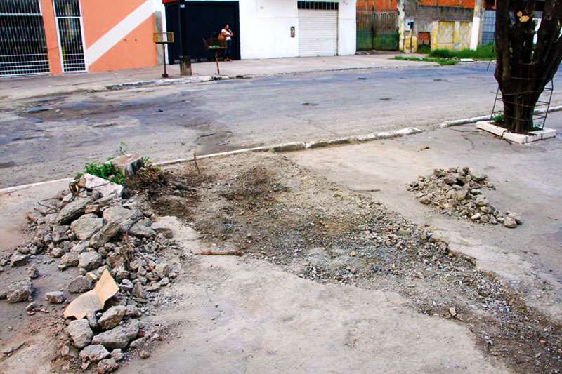 Leia mais sobre o artigo Contratos de quase R$ 10 milhões prevê manutenção de ruas e “tapa buracos” abertos pela Sanesul
