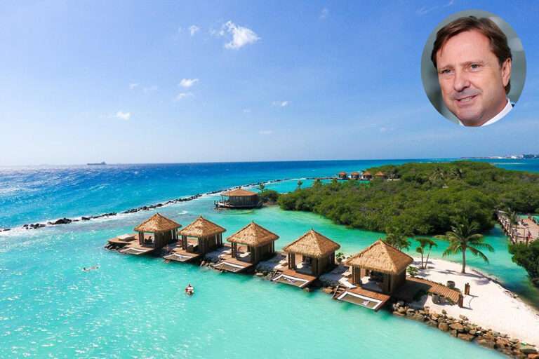 Ministro do STF proíbe viagem de senador condenado ao Caribe