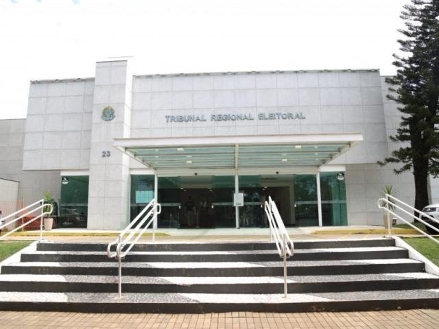 TRE-MS manda suspender divulgação de pesquisa falsa em redes sociais