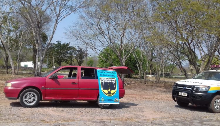 Duas décadas após ser roubado, carro que usava placas da Bolívia é recuperado