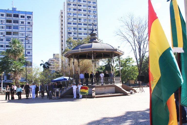 Cerimônia no Jardim lembrou 194 anos de independência da Bolívia