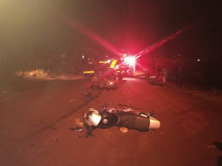 Dois acidentes de trânsito mobilizaram equipes do Corpo de Bombeiros