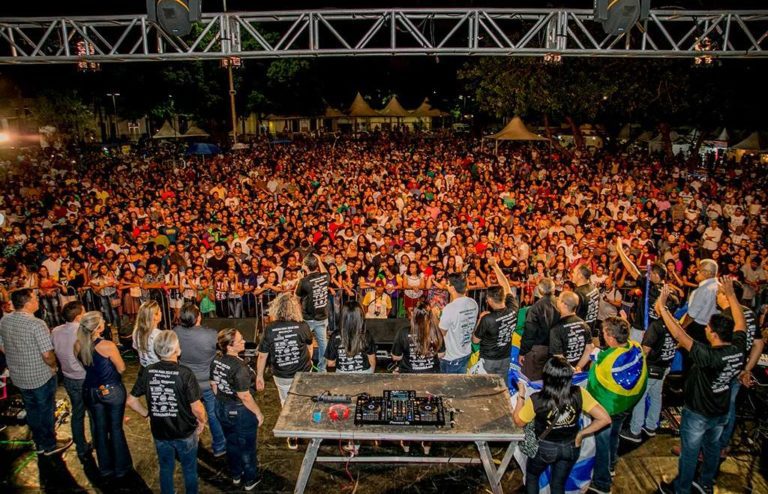 Marcha para Jesus reuniu mais de 10 mil pessoas em Corumbá