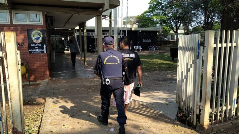 Venezuelano é preso após tentar beijar médica dentro de posto de saúde em MS