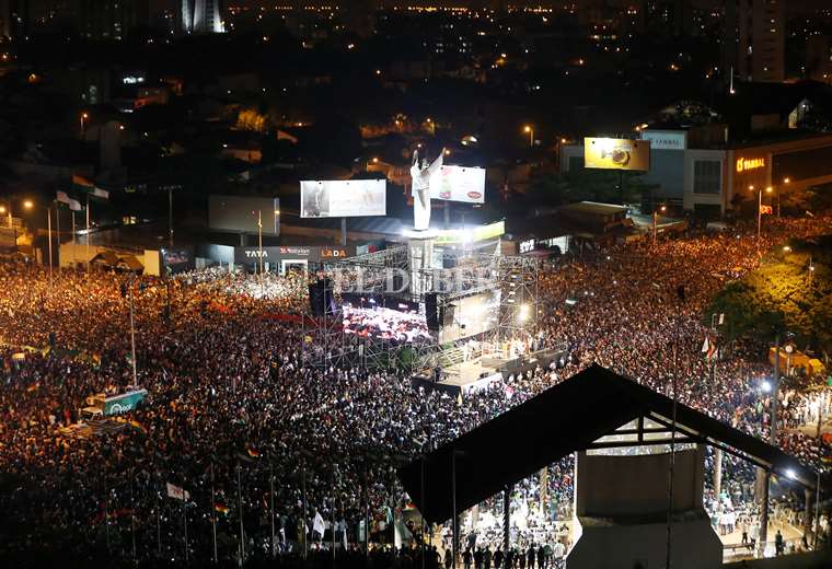 Manifestantes prometem paralisar estatais na Bolívia em protesto contra governo de Evo Morales