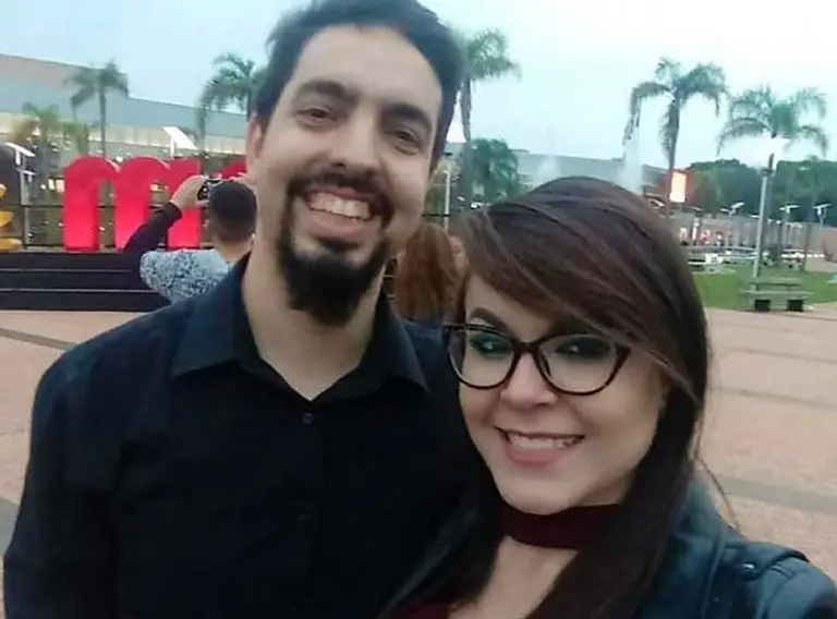 Casal-agressores