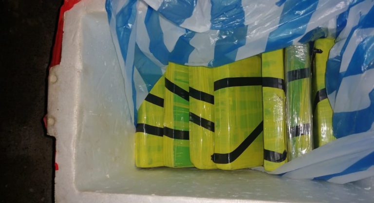 PF prende dois brasileiros e um boliviano com 7,5Kg de cocaína em Corumbá