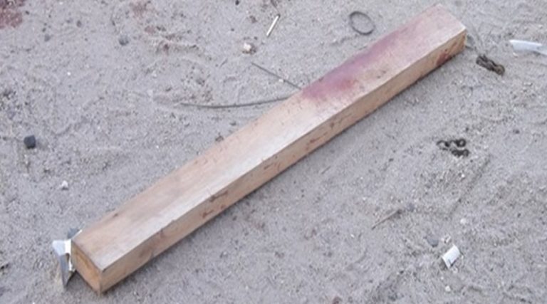 Homem amarra e agride esposa com pedaço de pau em MS