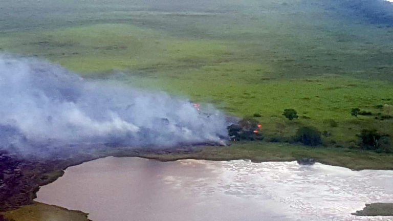 Corpo de Bombeiros envia equipe para combater incêndio no Pantanal