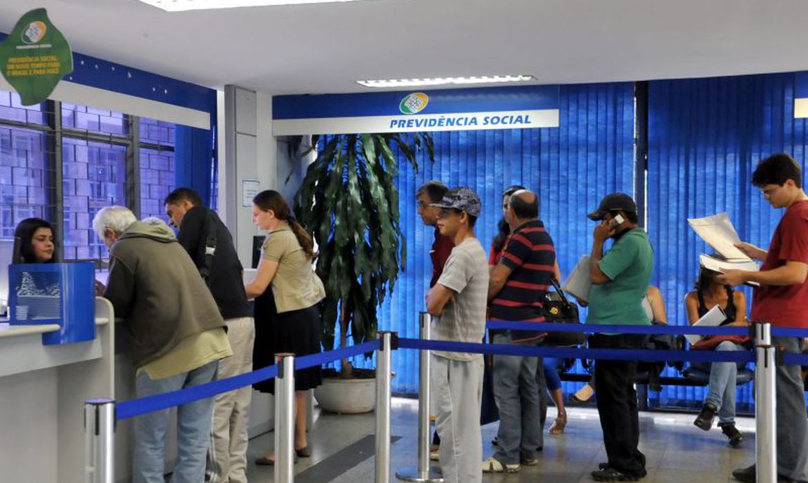 Benefício e contribuição não poderão ser inferiores a R$ 1.045