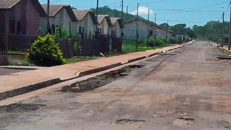 Vereadores destacam precariedade de ruas e  cobram ação da Prefeitura