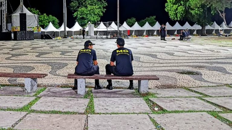 Prefeitura muda justificativa e volta a contratar empresa de segurança sem licitação