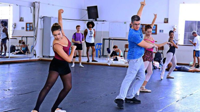 Cia de Dança do Pantanal integra o ritmo do tango em repertório e amplia conexão com a cultura sul-americana
