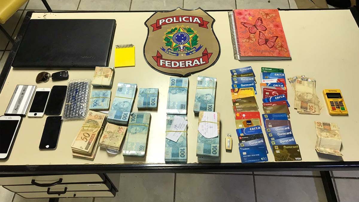 Leia mais sobre o artigo Operação da PF contra tráfico de drogas e lavagem de dinheiro cumpre mandados prisão em Corumbá