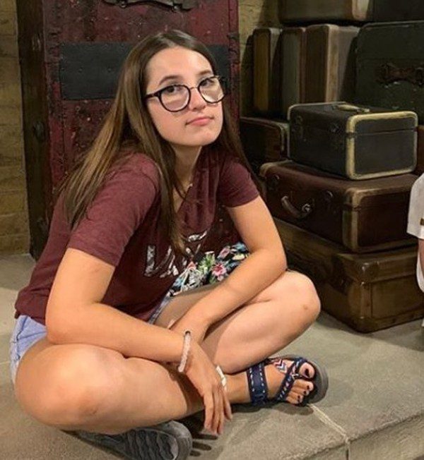 Adolescente que matou amiga com tiro acidental em MT pratica tiro esportivo há 3 anos com o pai 2 whatsapp image 2020 07 13 at 08.03.01