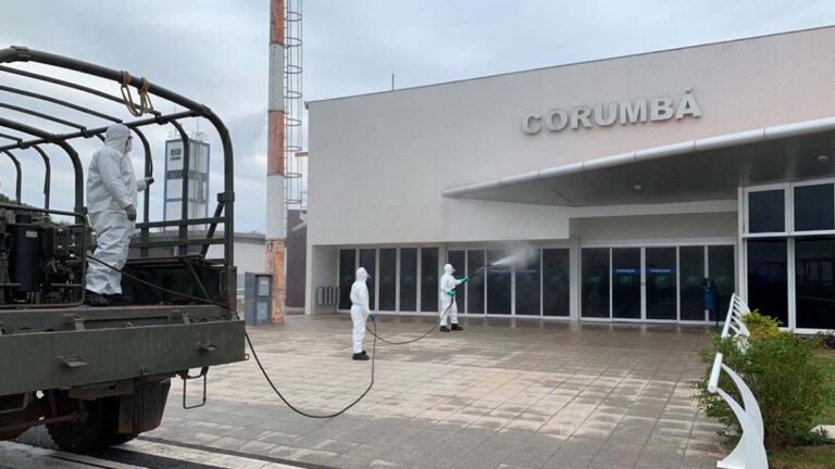 Aeroporto Internacional de Corumbá passa por procedimento de descontaminação
