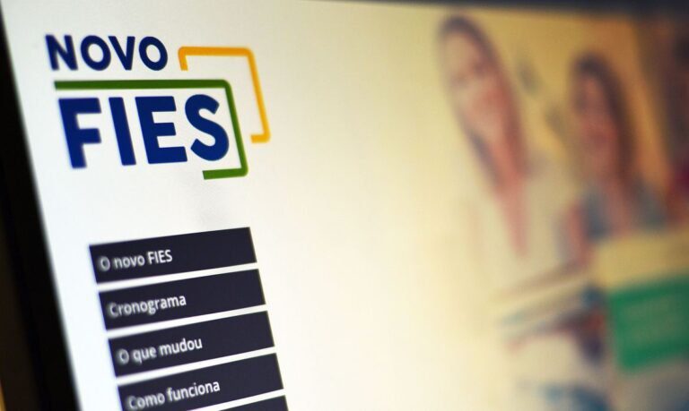 MEC divulga resultado da pré-seleção ao Fies nesta terça-feira