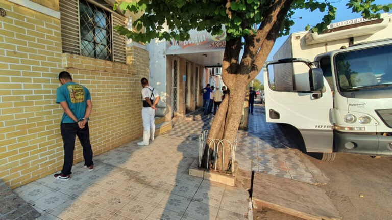 Funcionários de açougue são presos pela Polícia Civil de Ladário por furto de gado