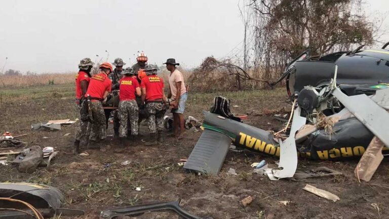 Helicóptero que atuava no combate às queimadas no Pantanal cai e deixa três feridos