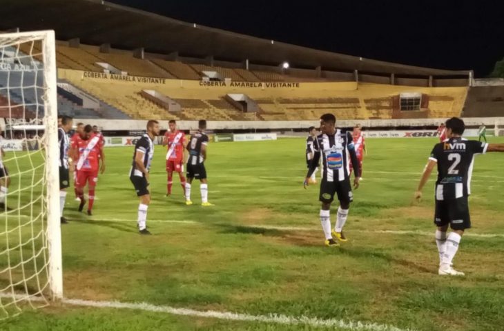 Empate por 1 a 1 garante classificação do Operário à semifinal do estadual
