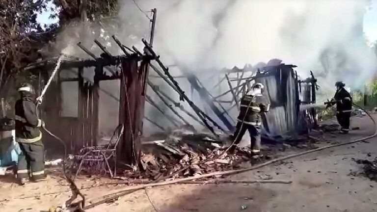 Incêndios em residências mobilizam equipes do Corpo de Bombeiros em Corumbá