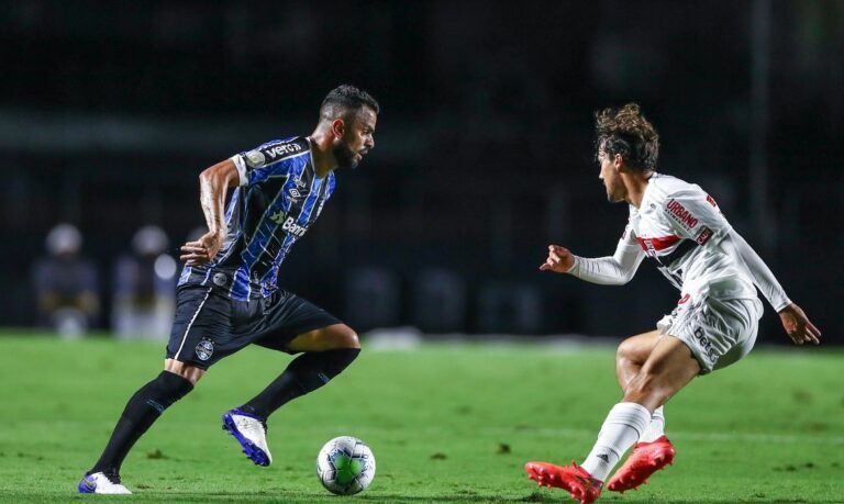 São Paulo e Grêmio duelam por vaga na decisão da Copa do Brasil