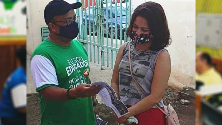 Escola JGP realiza panfletagem para divulgar vagas para ensino de tempo integral em Corumbá