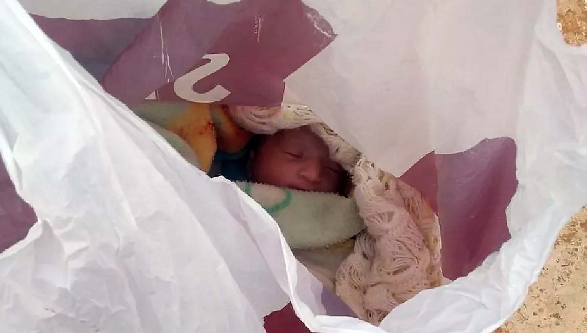 bebe abandonada