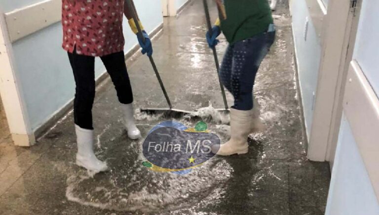 Vídeo: Chuva volta a alagar maternidade de Corumbá e pacientes precisam ser remanejados