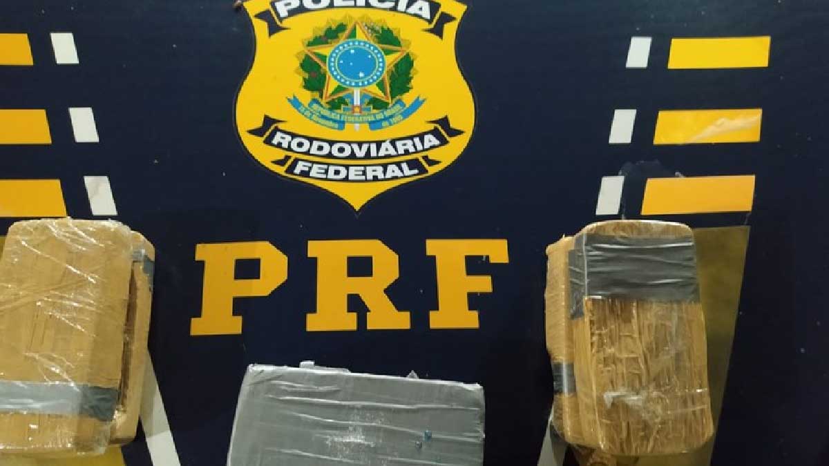 Leia mais sobre o artigo PRF prende duas brasileiras e uma boliviana transportando cocaína na BR-262