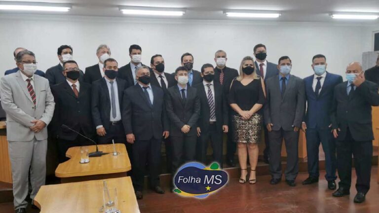 Solenidade na Câmara marca a posse de prefeito, vice e vereadores em Corumbá