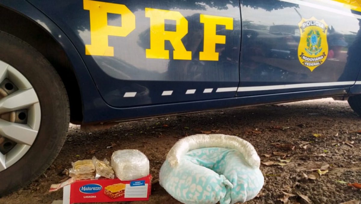 cocaína em travesseiro