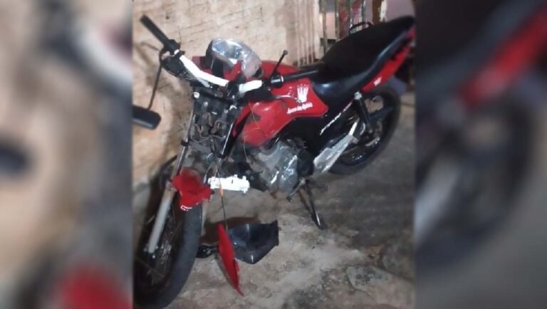 Colisão entre duas motos deixa uma pessoa ferida no Nova Corumbá