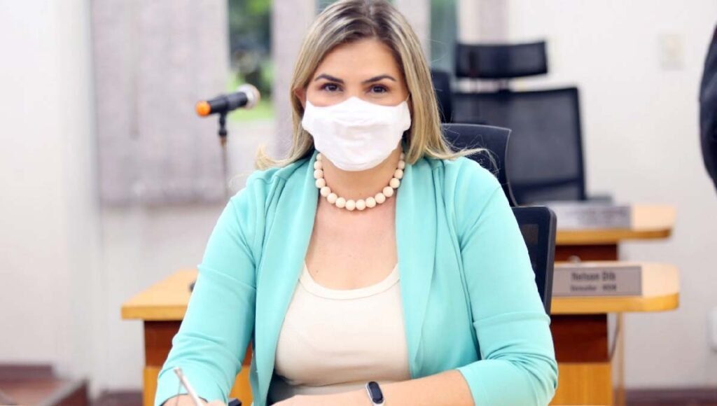 Vereadora cobra mutirão de limpeza no bairro Padre Ernesto Sassida 2 raquel bryk