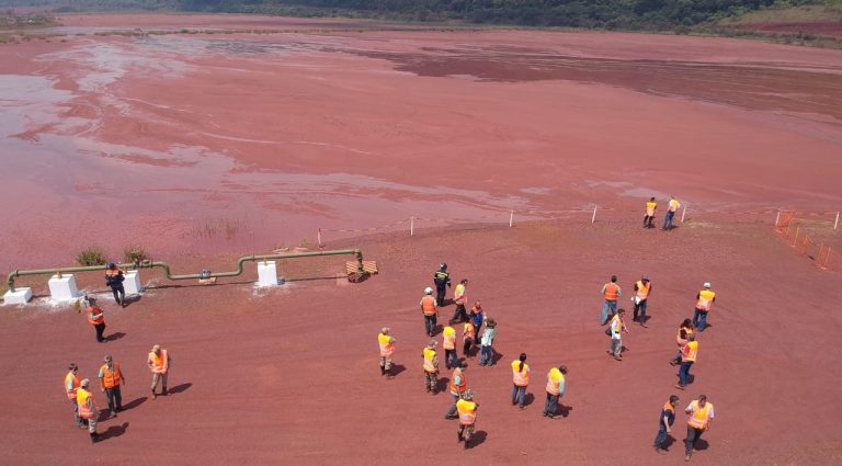 Falta de estabilidade leva a fechamento de barragem em Corumbá