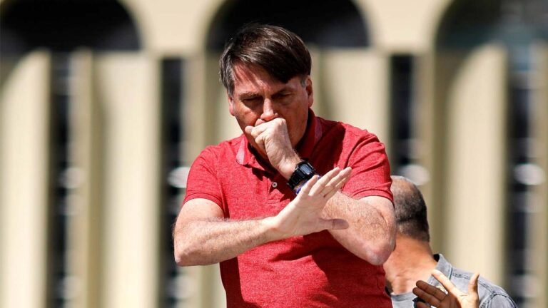 CPI: governo Bolsonaro teria recusado ao menos 11 ofertas de compra para vacinas contra Covid-19