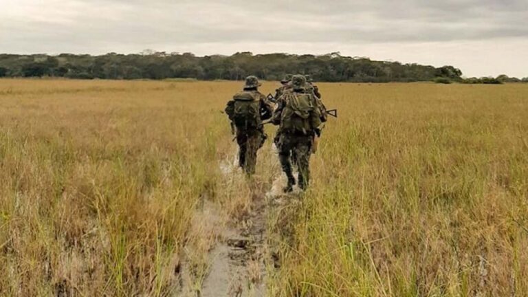 Justiça condena ex-militar e dois civis por extorquir bolivianos na fronteira de Corumbá