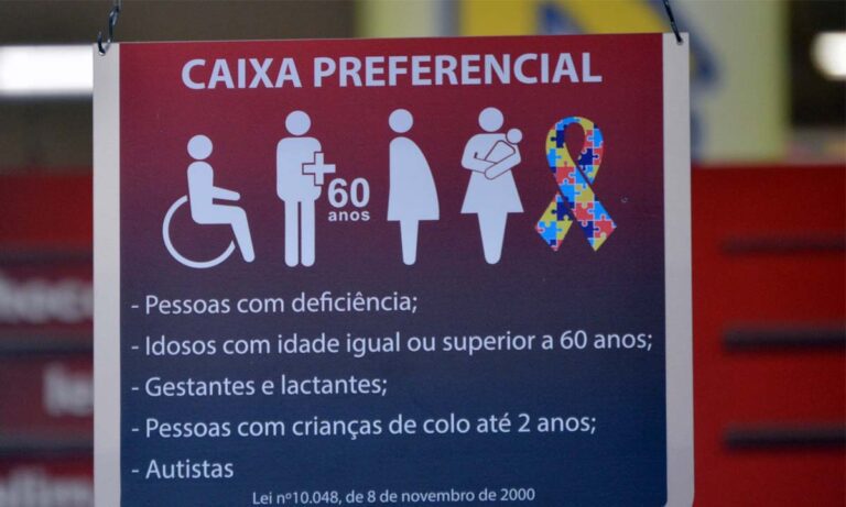 Projeto de lei pede a inclusão do símbolo de autismo em placas de atendimento prioritário