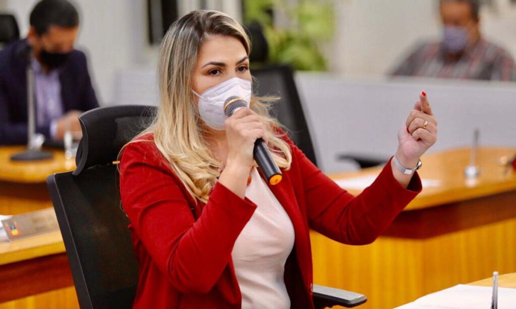 raquel bryk 2