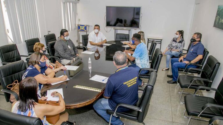 Prefeitura inicia levantamento de profissionais da Educação para vacinação contra Covid-19