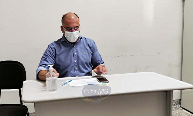 Secretaria de Saúde convoca pacientes para segunda dose da vacina contra covid-19