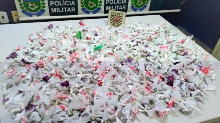 Homem foge de abordagem e abandona 483 papelotes de maconha na parte alta de Corumbá