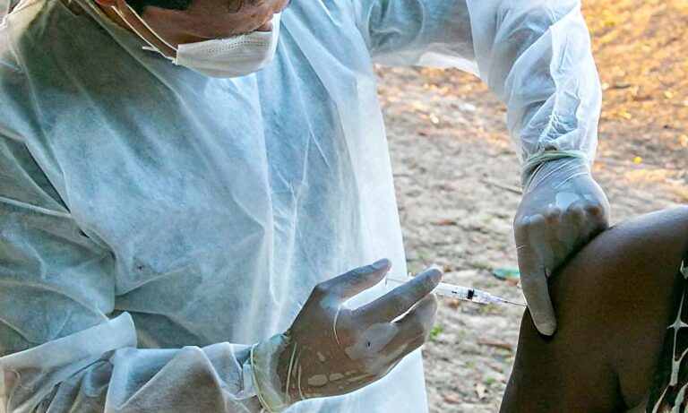 Campo Grande chega a imunização de pessoas com 18 anos nesta terça-feira