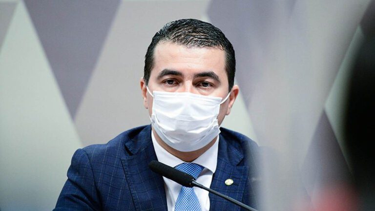 Miranda aponta Ricardo Barros como mentor de pressões no Ministério da Saúde